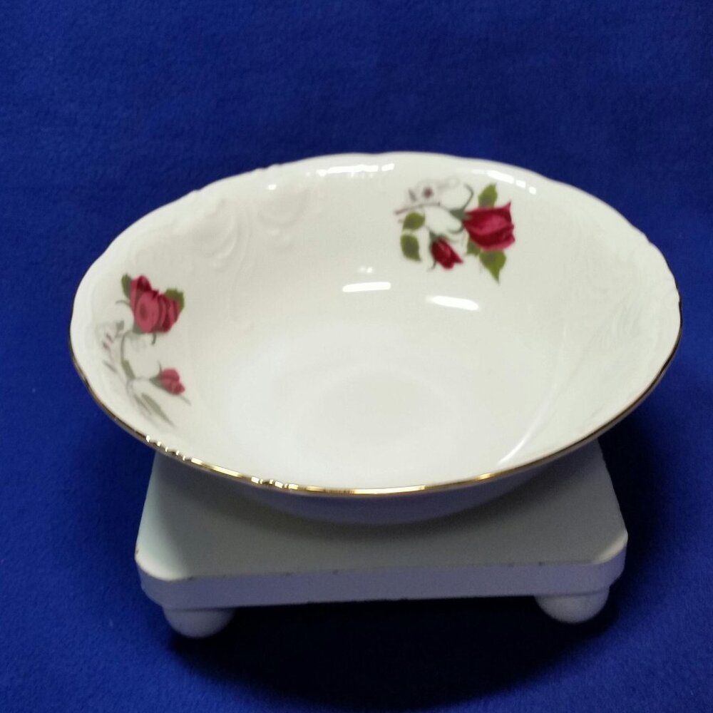 Royal Kent Red Roses 8" Vegetable Serving Bowl Poland Gold TrimPre-Owned